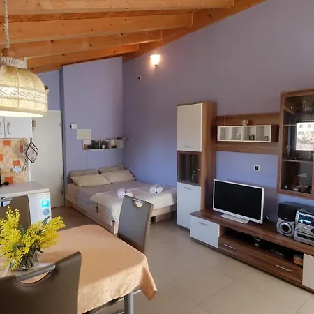 Apartman Beti *